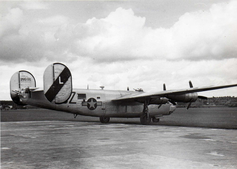 Die B-24 von Lt Platinsky in Dübendorf. (156_3)
