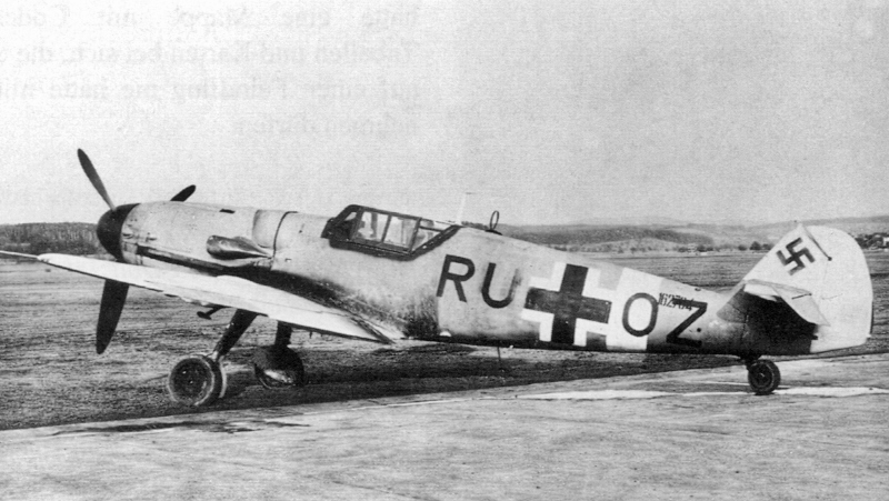 Die in Samedan gelandete Bf 109 nach dem Überflug in Dübendorf. (50_1)